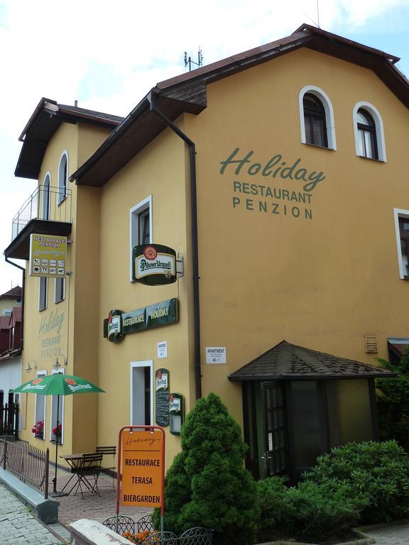 Penzion Holiday Mariánské Lázně Kültér fotó